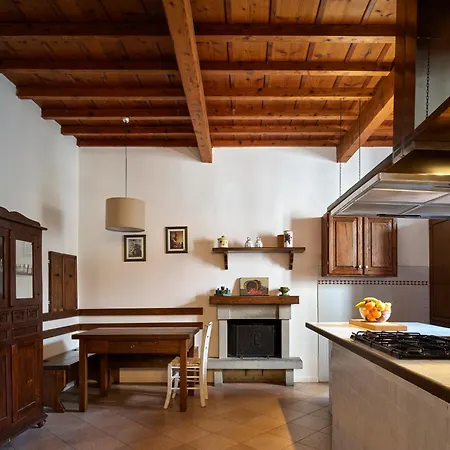 Lejlighed Location W/ Breathtaking Views Chic Palace