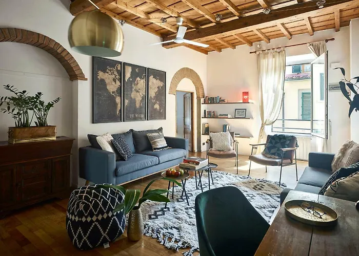 Location W/ Breathtaking Views Chic Palace Apartament Florencja